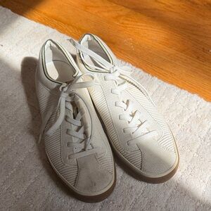 Rothys Cream Knit Lace-Up Sneakers